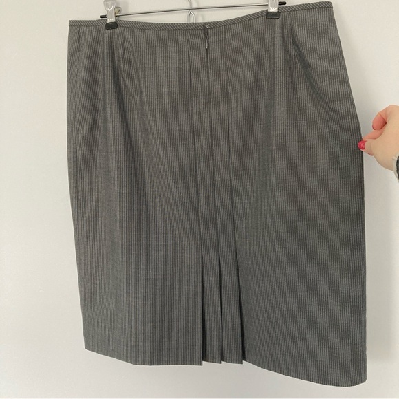 Tahari Gray Pinstripe Suit | Blazer & Skirt - Picture 8 of 10